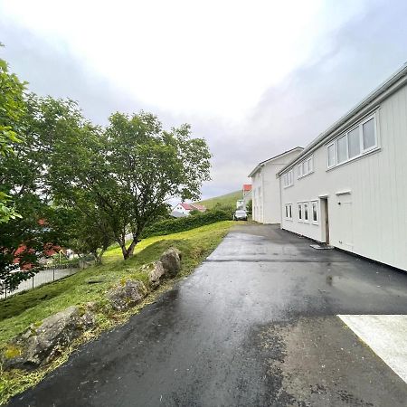 فيلا Abbasa Hus-Grandpa S House Kumlavegur 9 ميدفاغور المظهر الخارجي الصورة
